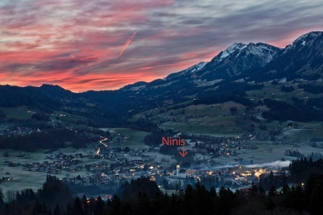 Ninis - Ferienhaus Im Bregenzerwald エック エクステリア 写真